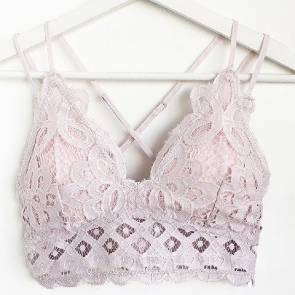 Anemone Little Piglet Boho Lace Stretchy Bralette - Picture 2 of 7